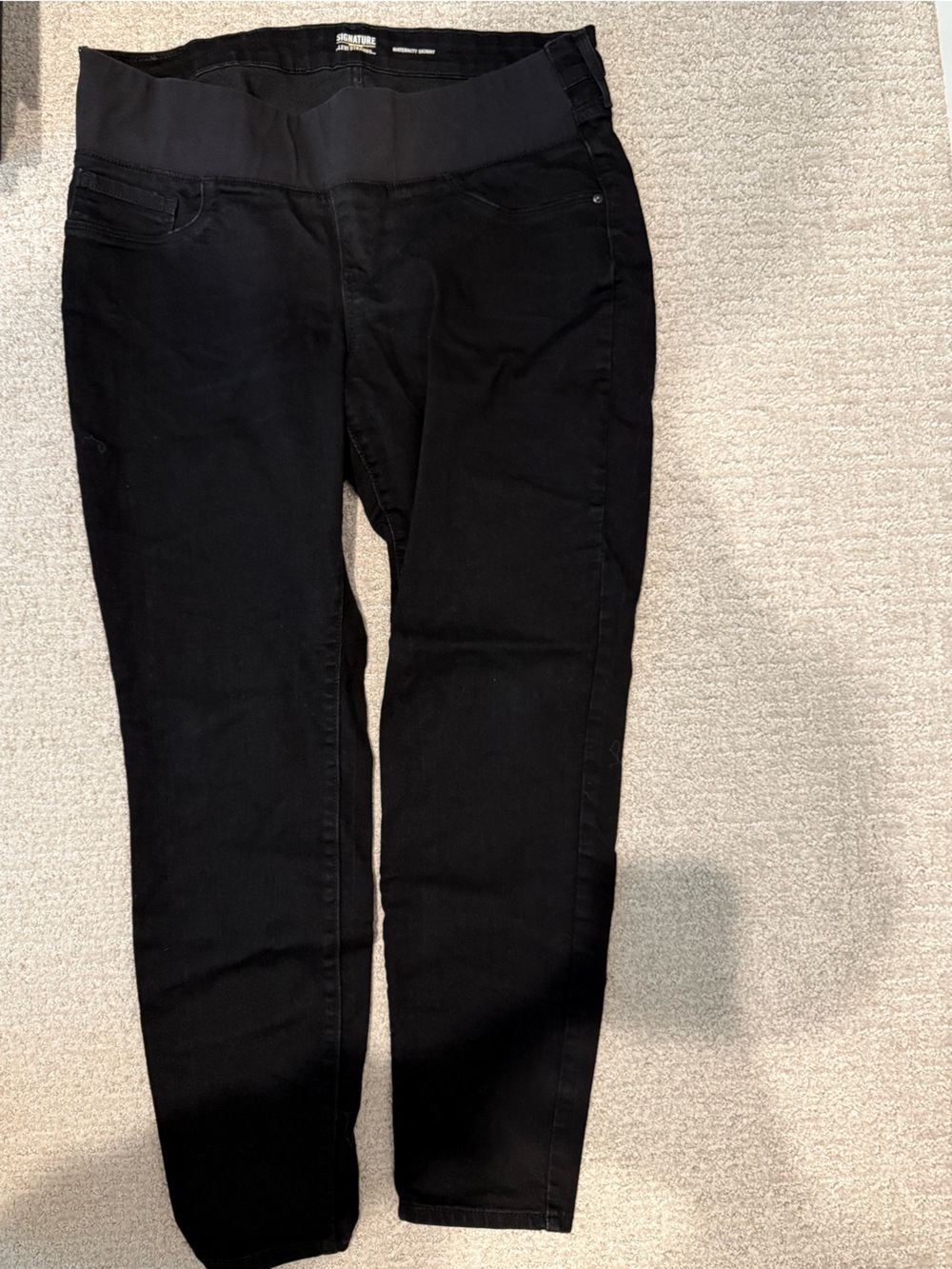 Signature by Levi Strauss Black maternity Skinny Jeans